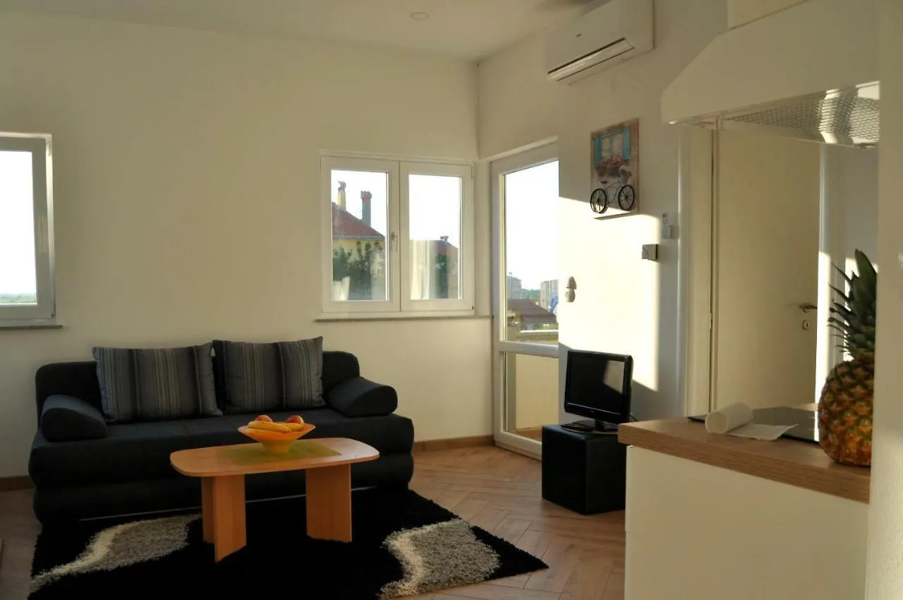Apartments Armando Zara