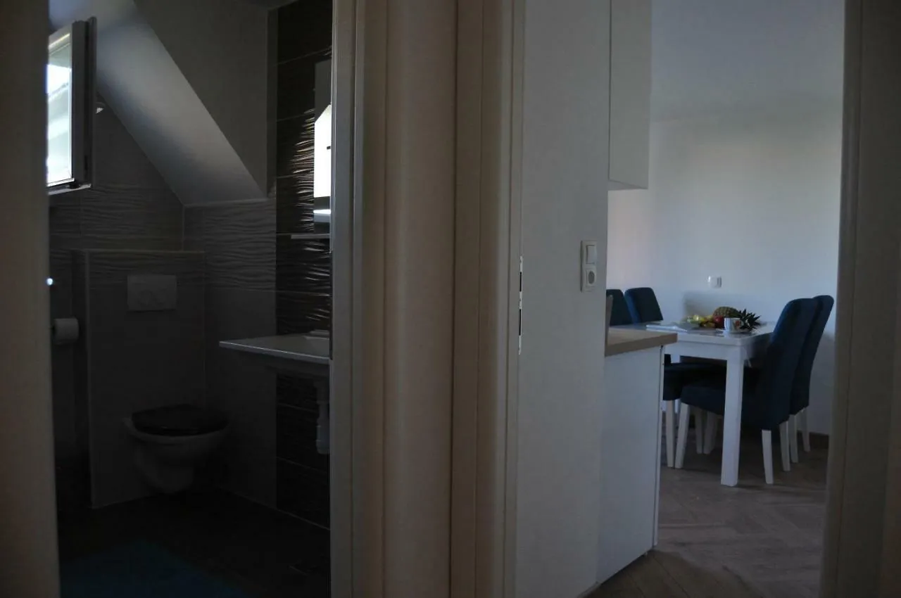 Apartments Armando Zadar